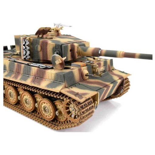 Tiger I Späte Ausführung mit IR-Schussfunktion, Metallketten, -Getriebe und -Unterwanne